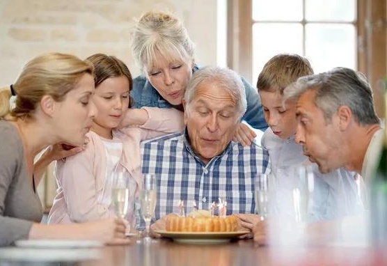 子女多的老人照护责任该如何分工